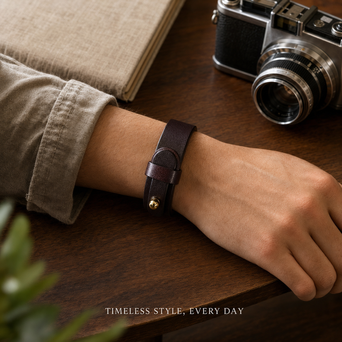 Vintage Vegetable Tanned Leather Wrist Strap
