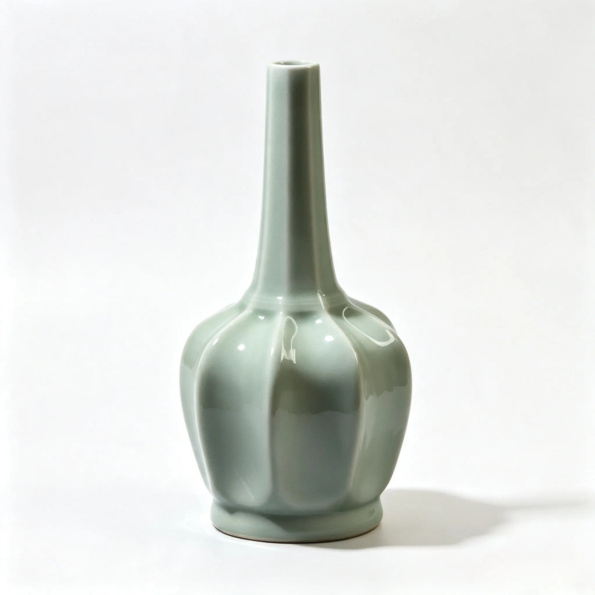 Octagonal vase flower vase